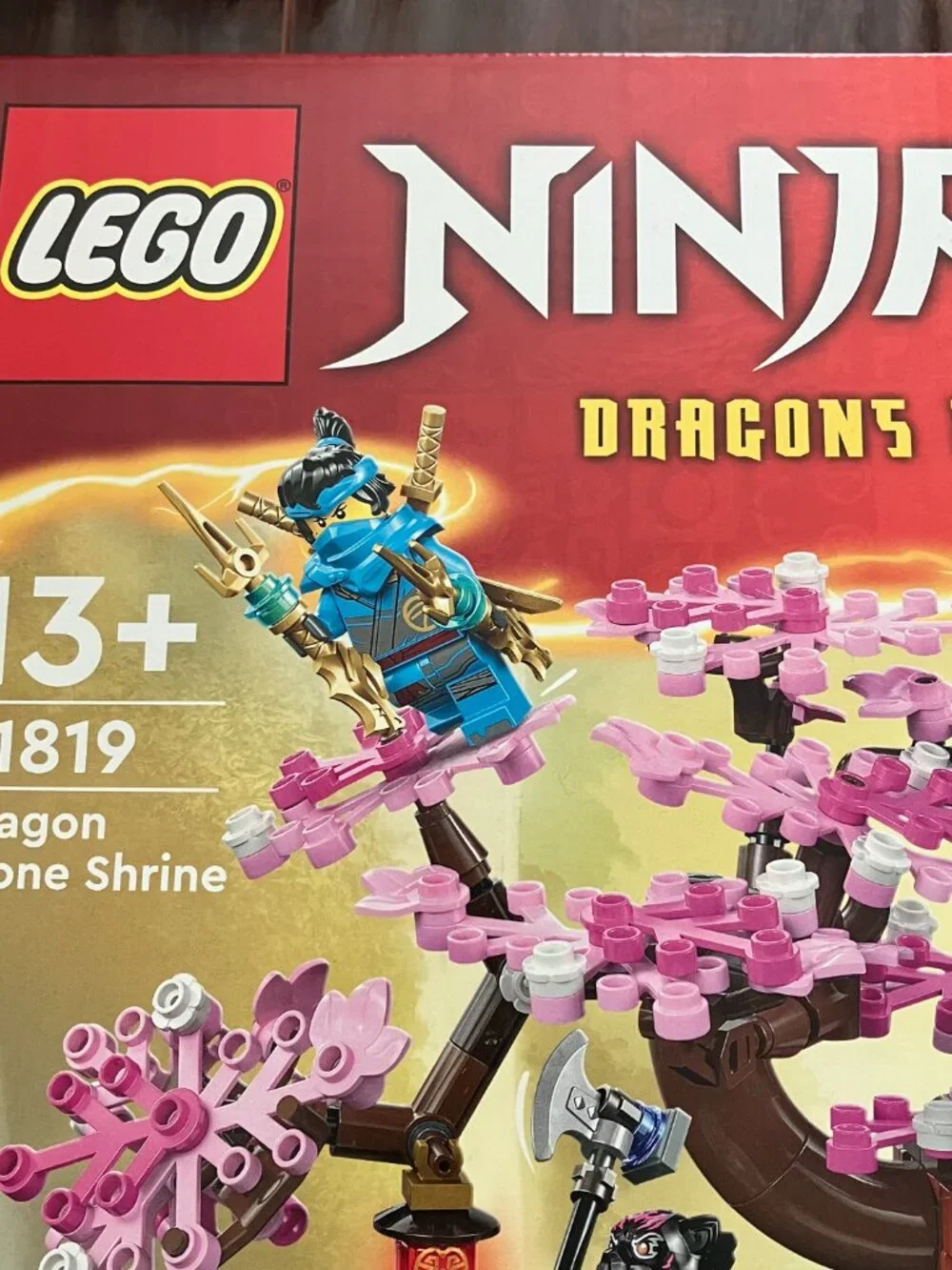 * NEW * 71819 LEGO Ninjago Dragon Stone Shrine